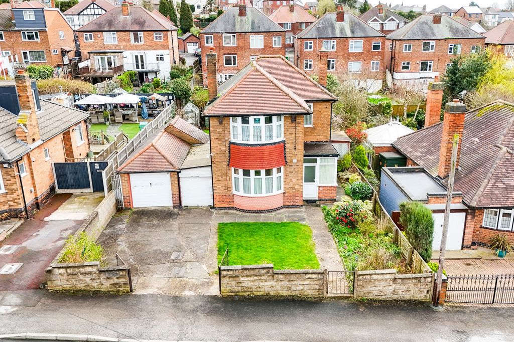 Property photo 1 of 25