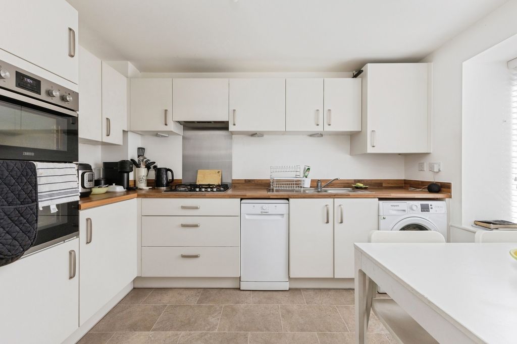 Property photo 2 of 18 Pbox-Img.Jpg