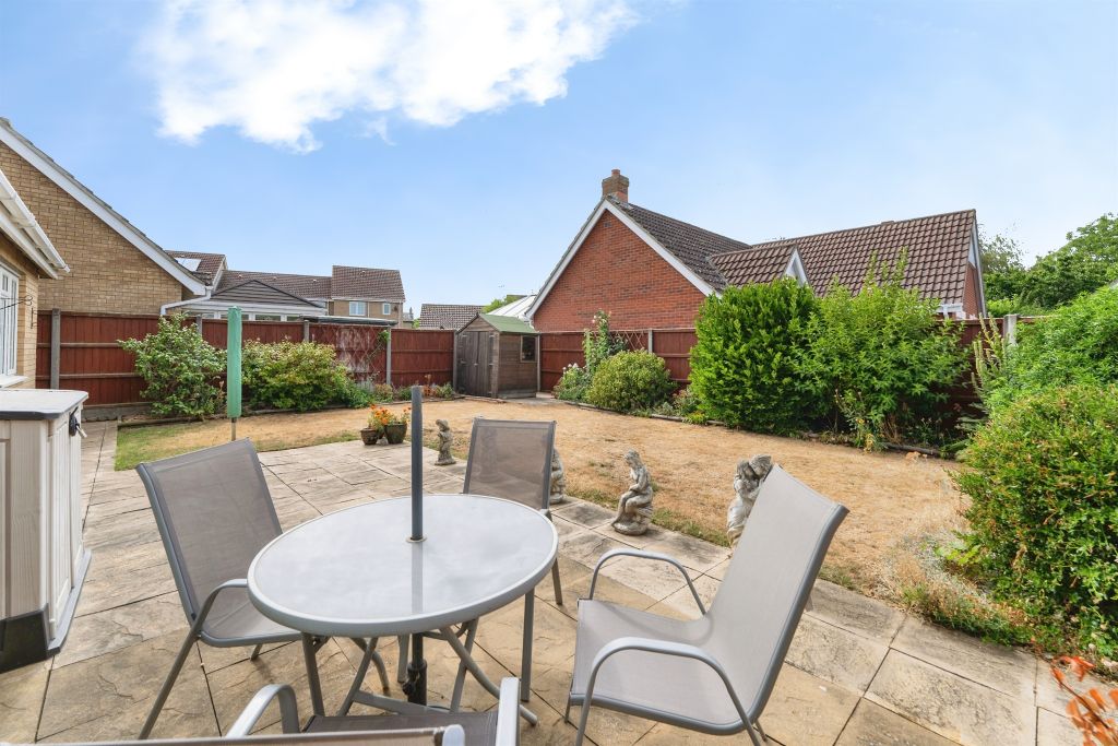 Property photo 2 of 18