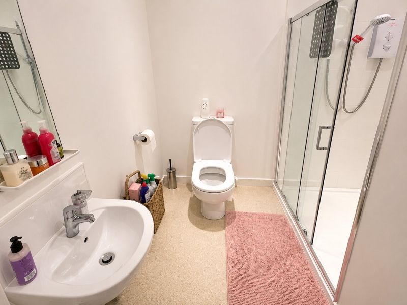 Property photo 3 of 6