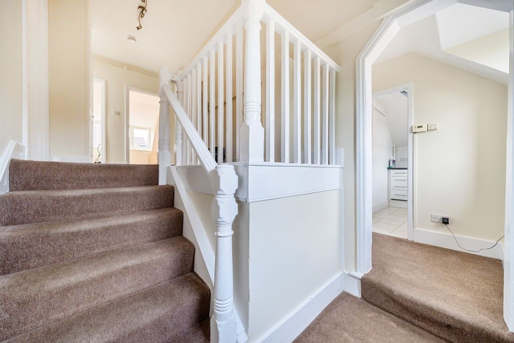 Property photo 1 of 6 988279 (2)