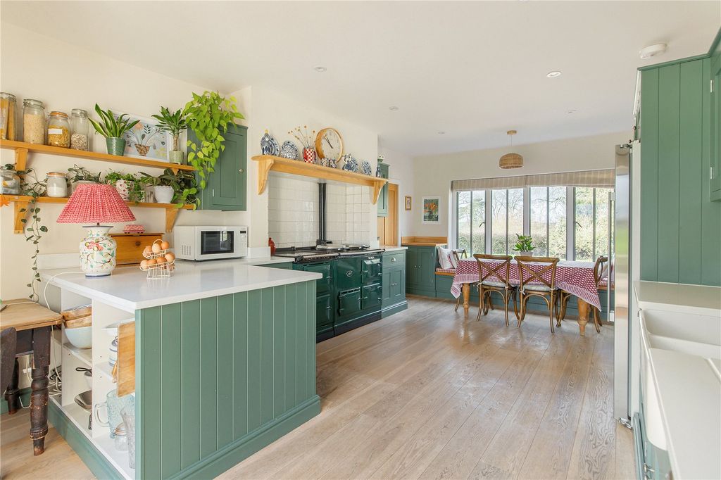 Property photo 2 of 23 Kitchen