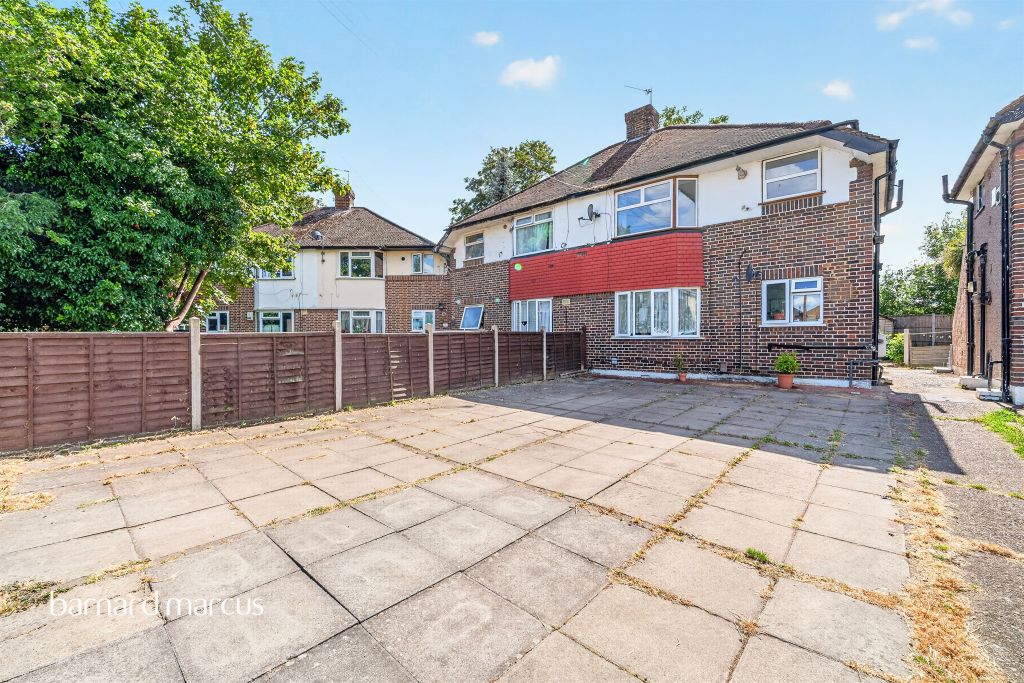 Property photo 1 of 9