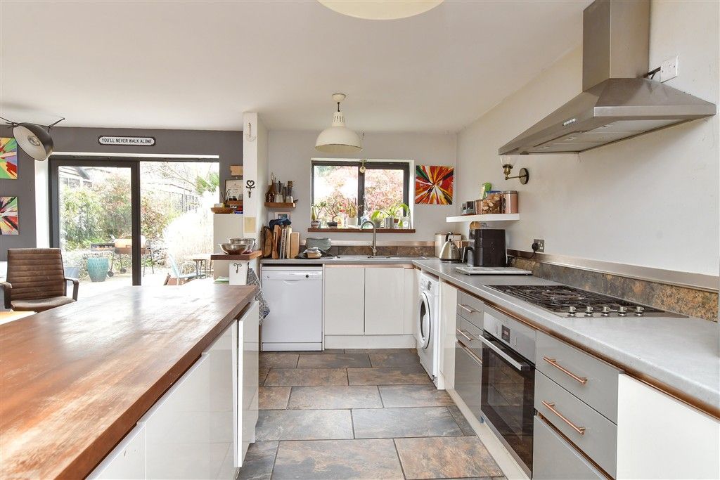 Property photo 3 of 17 Lounge/ Kitchen/ Diner