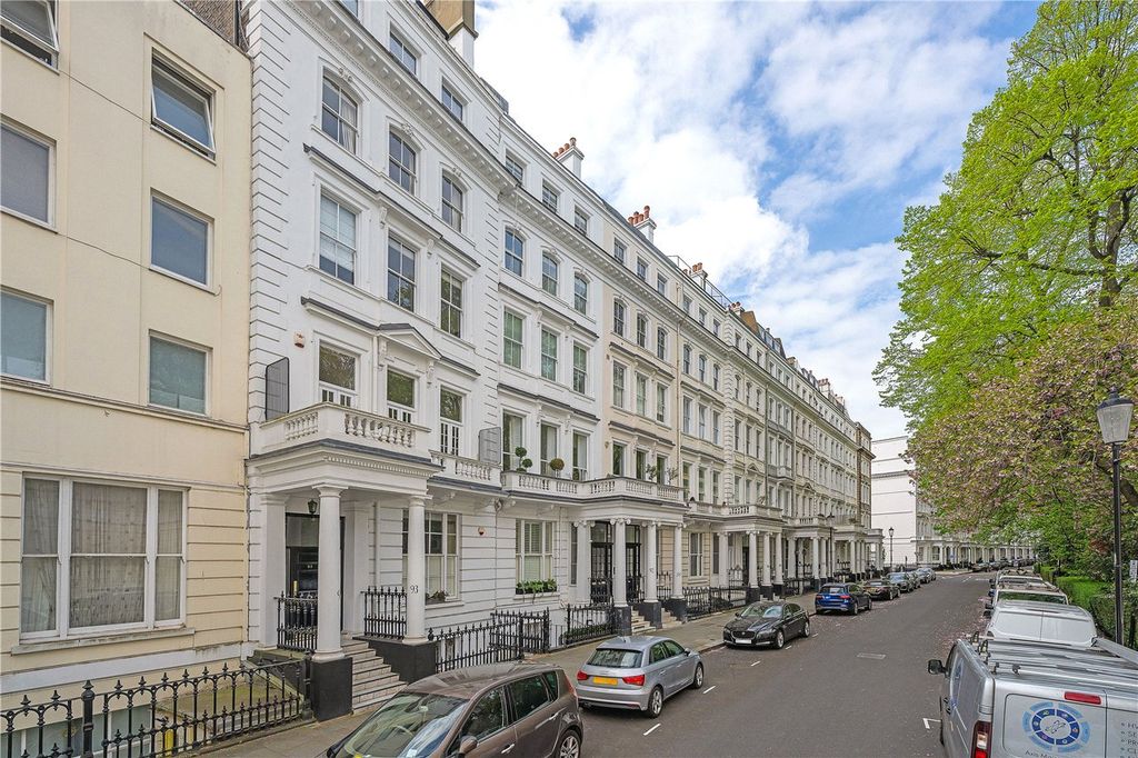 Property photo 1 of 8 Exterior