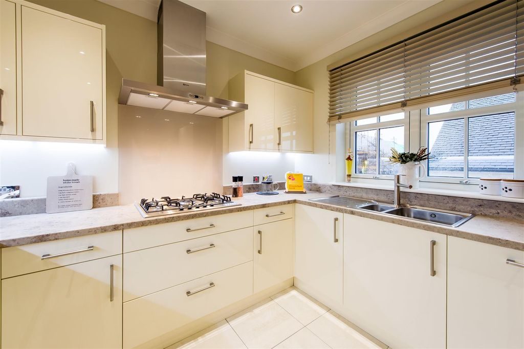 Property photo 2 of 11 Cona 1.Jpg
