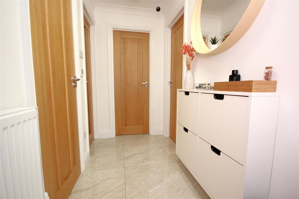 Property photo 3 of 12 Img_8292.Jpg