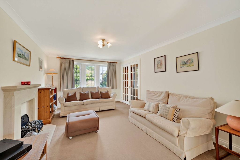 Property photo 2 of 14 Picture No. 04