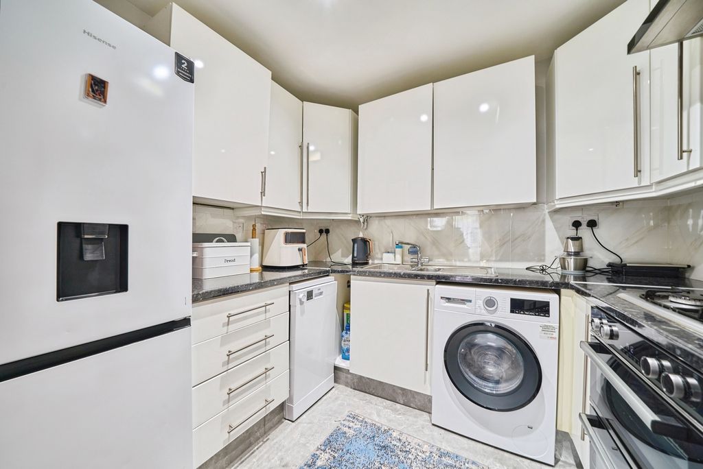 Property photo 2 of 19 Pbox-Img.Jpg