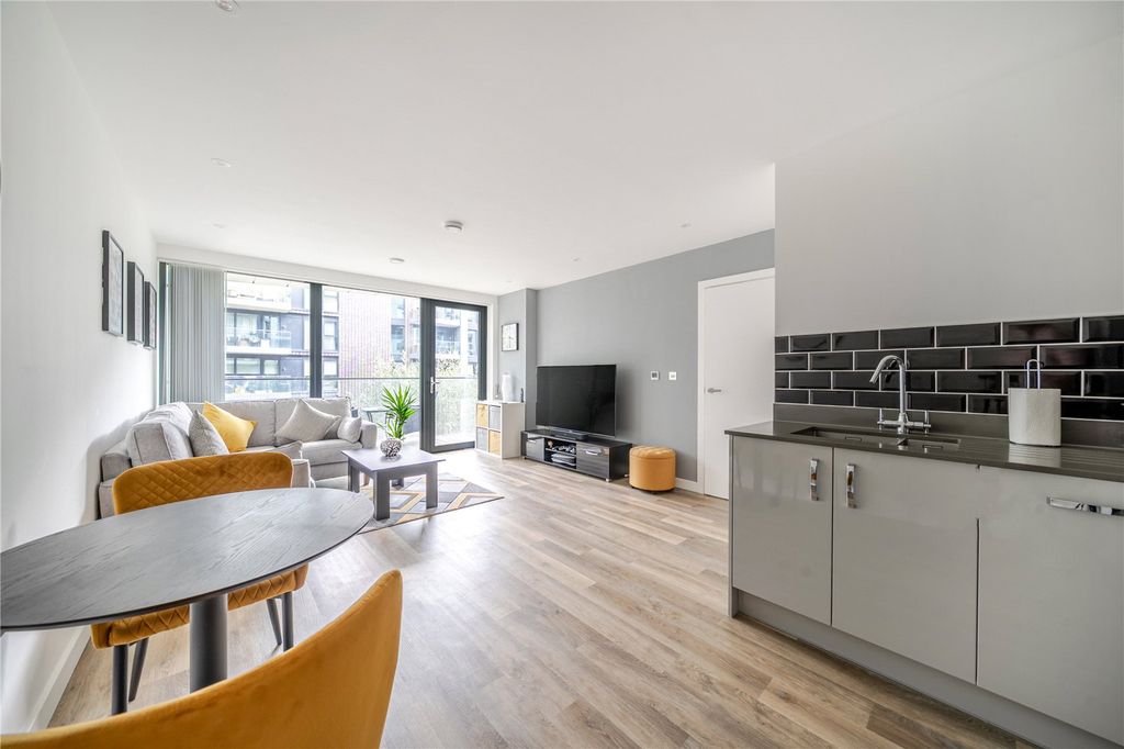 Property photo 3 of 20 Picture No. 09