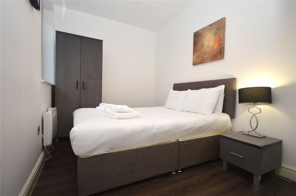 Property photo 3 of 6 Picture No. 09