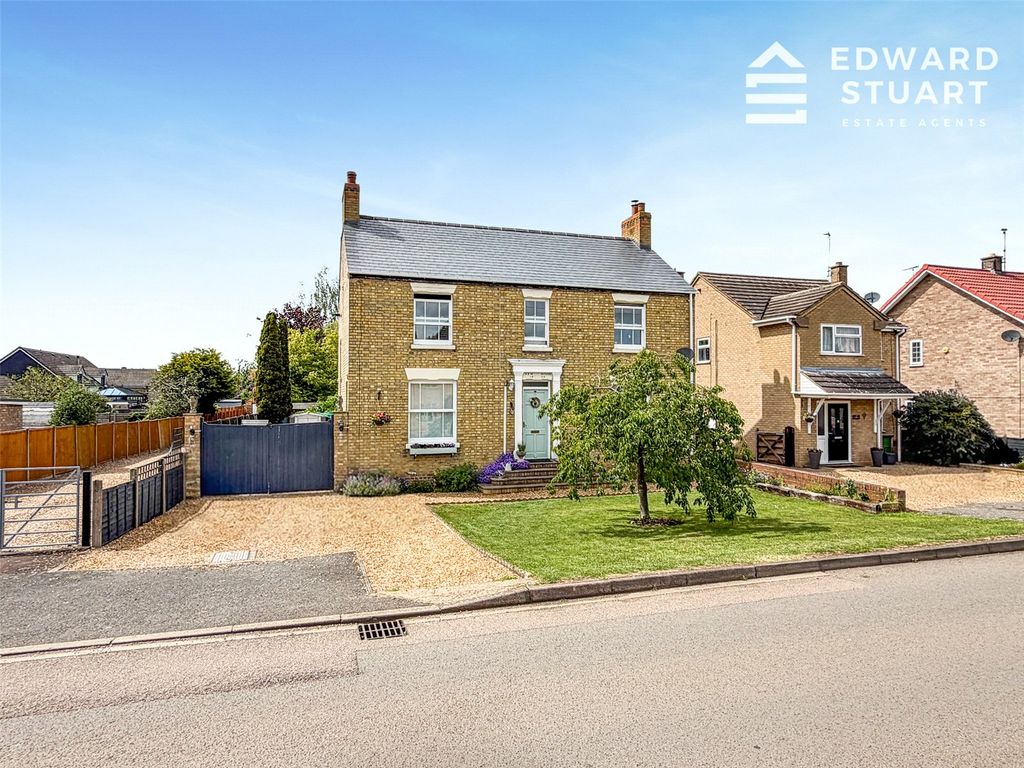 Property photo 1 of 24 Picture No. 04