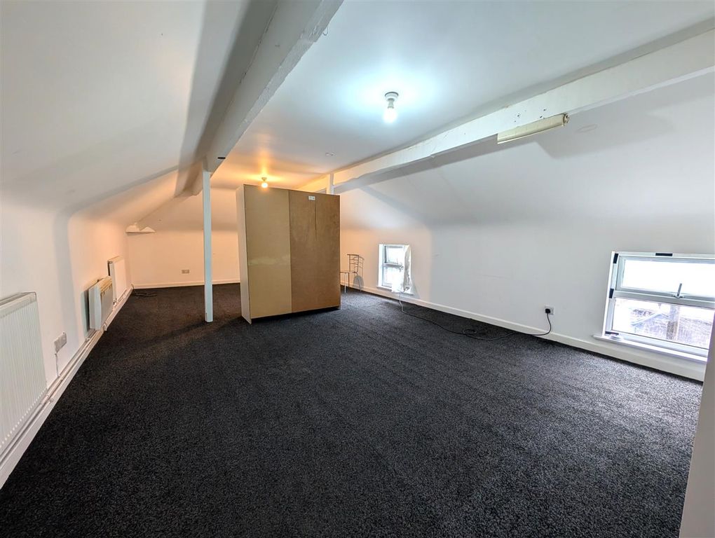 Property photo 1 of 8 Lounge Bedroom 1.Jpg