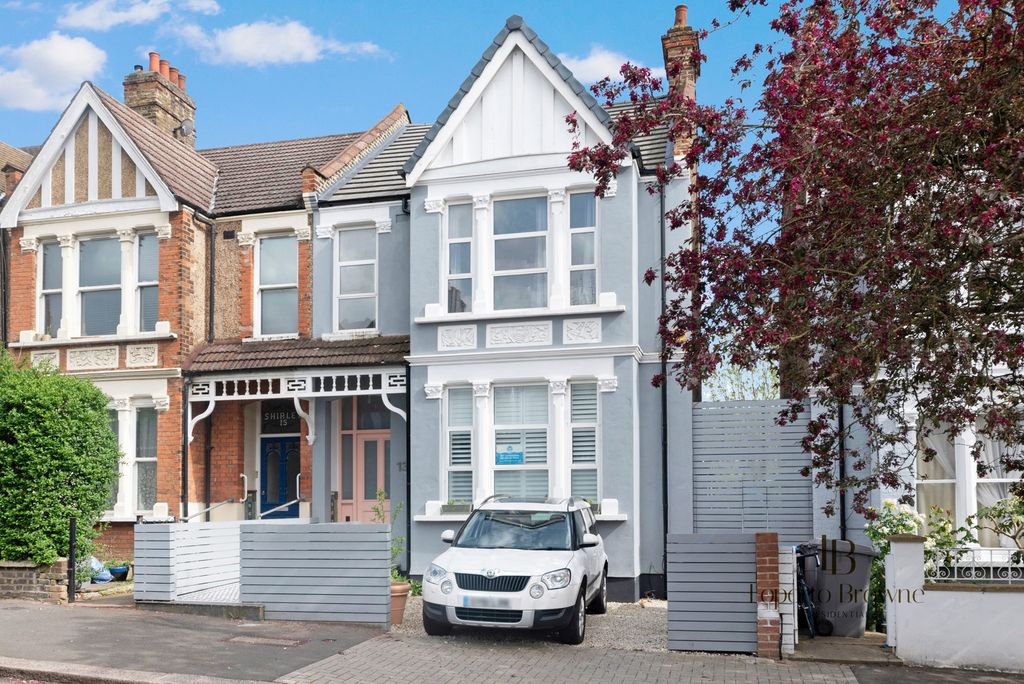 Property photo 2 of 16