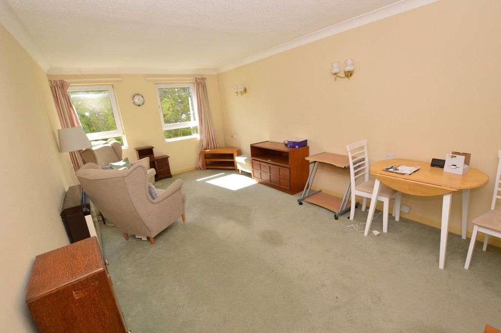 Property photo 2 of 8 2 - Picture No. 07