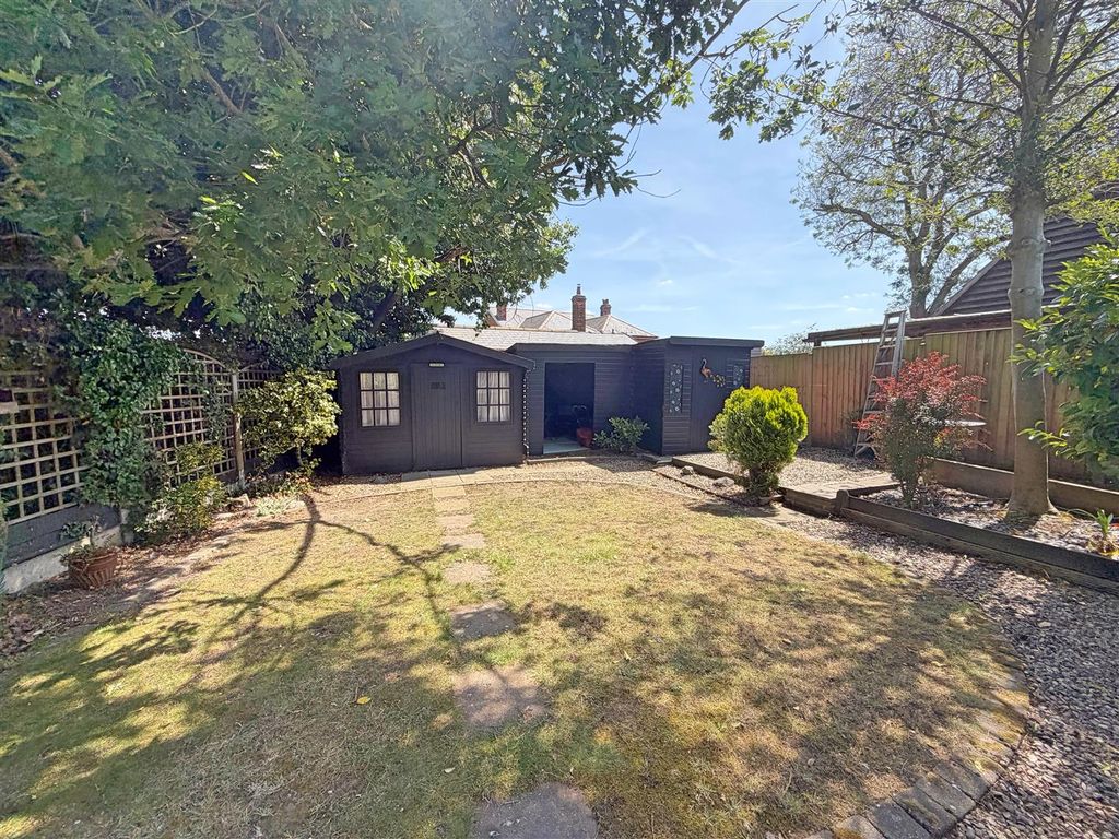 Additional image 17 of 2 bed detached bungalow for saleSkitts Hill, Braintree CM7