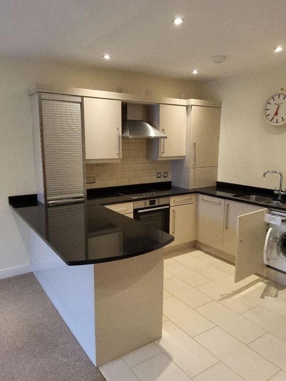 Property photo 3 of 10 7B22305F-Df24-49Aa-99B1-660756390Cf3.Jpg