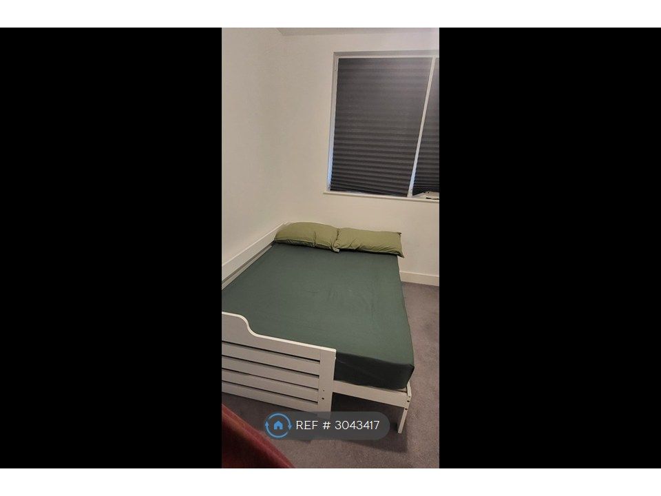 Property photo 1 of 7 Double Bedroom
