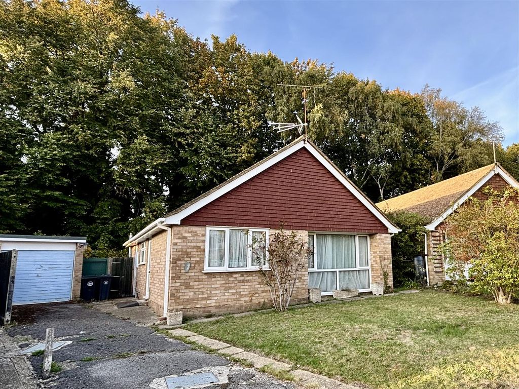 Property photo 1 of 13 Front