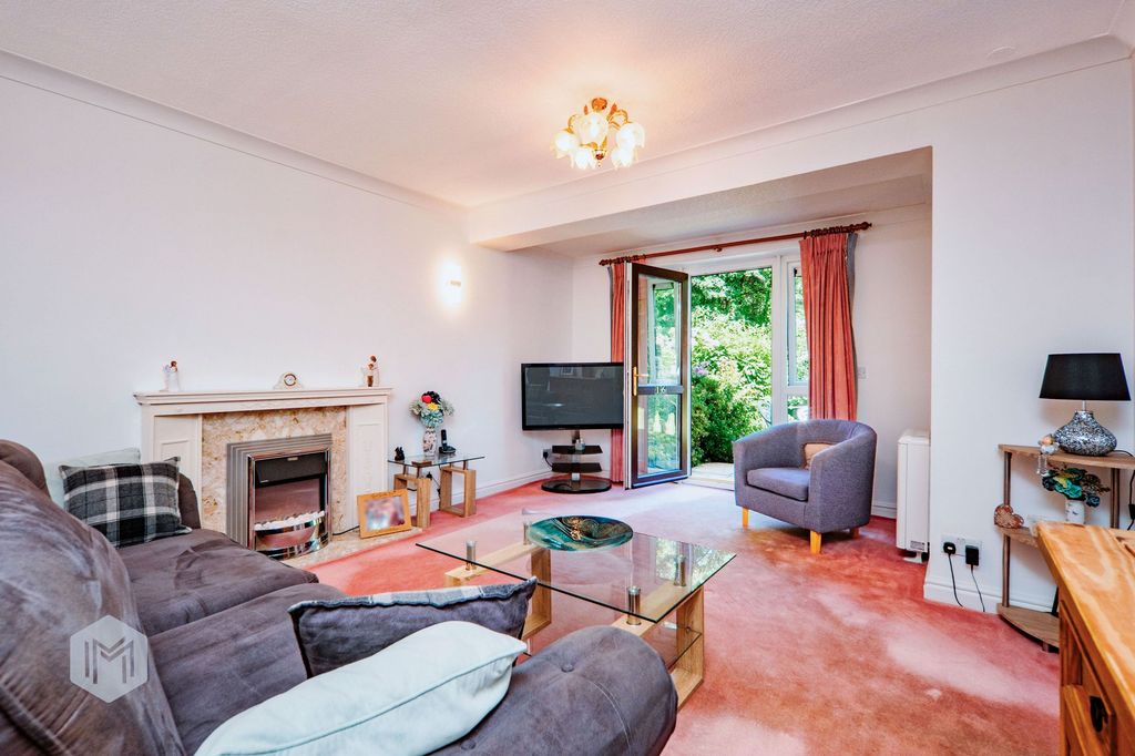 Property photo 2 of 19