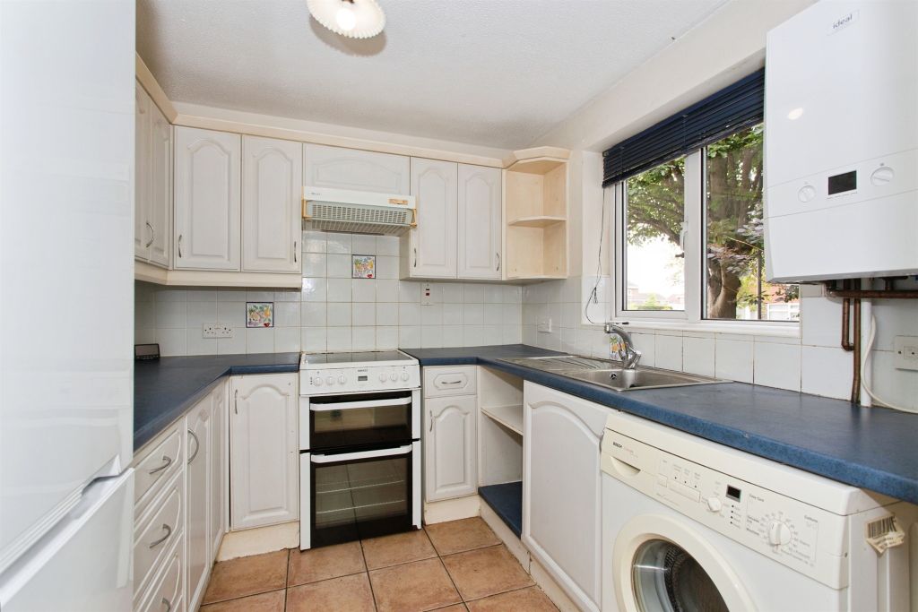 Property photo 3 of 12