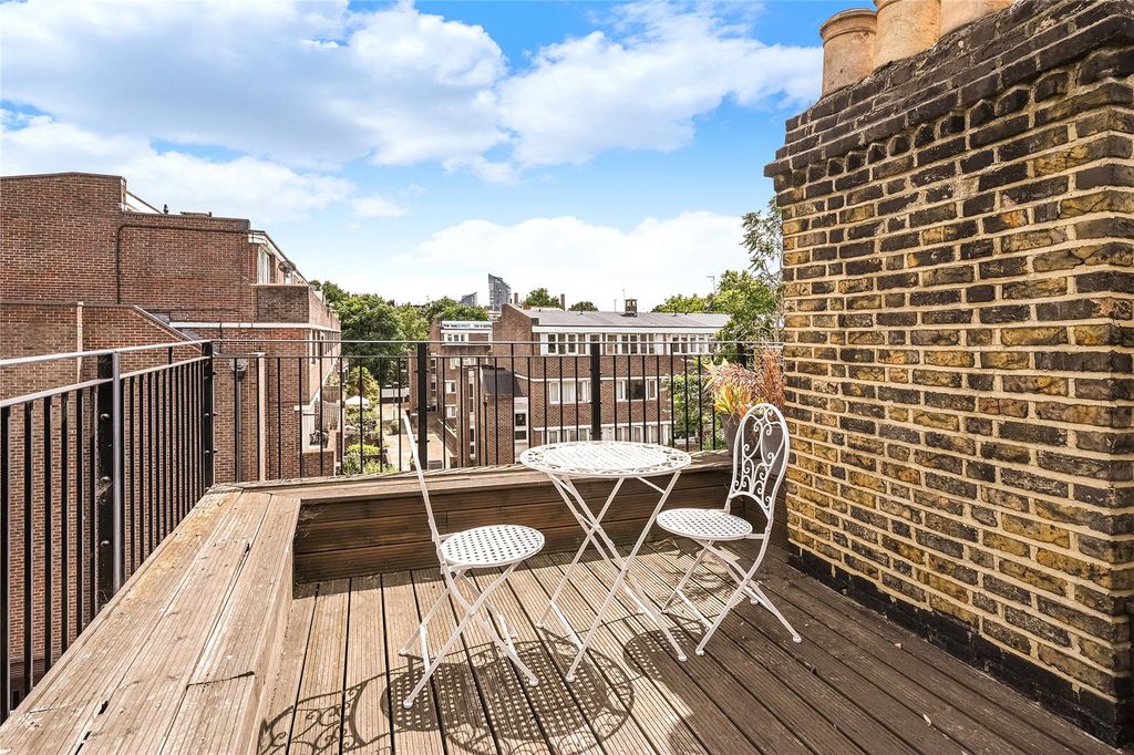 Property photo 2 of 11 Picture No. 13