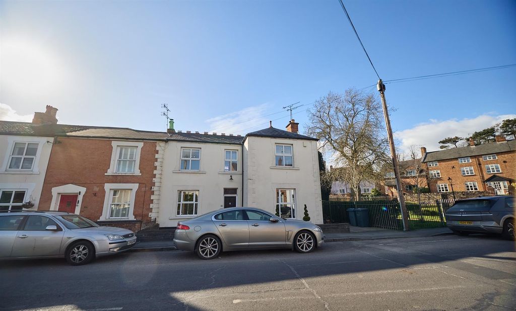 Property photo 1 of 8 Church Street Bb 5.Jpg