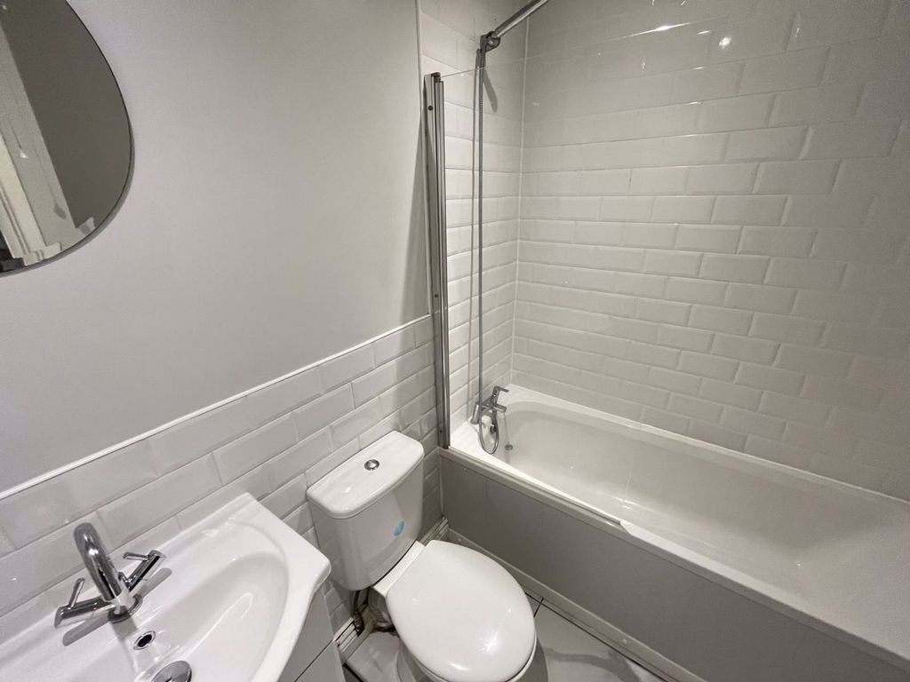 Property photo 3 of 5 Photo 2