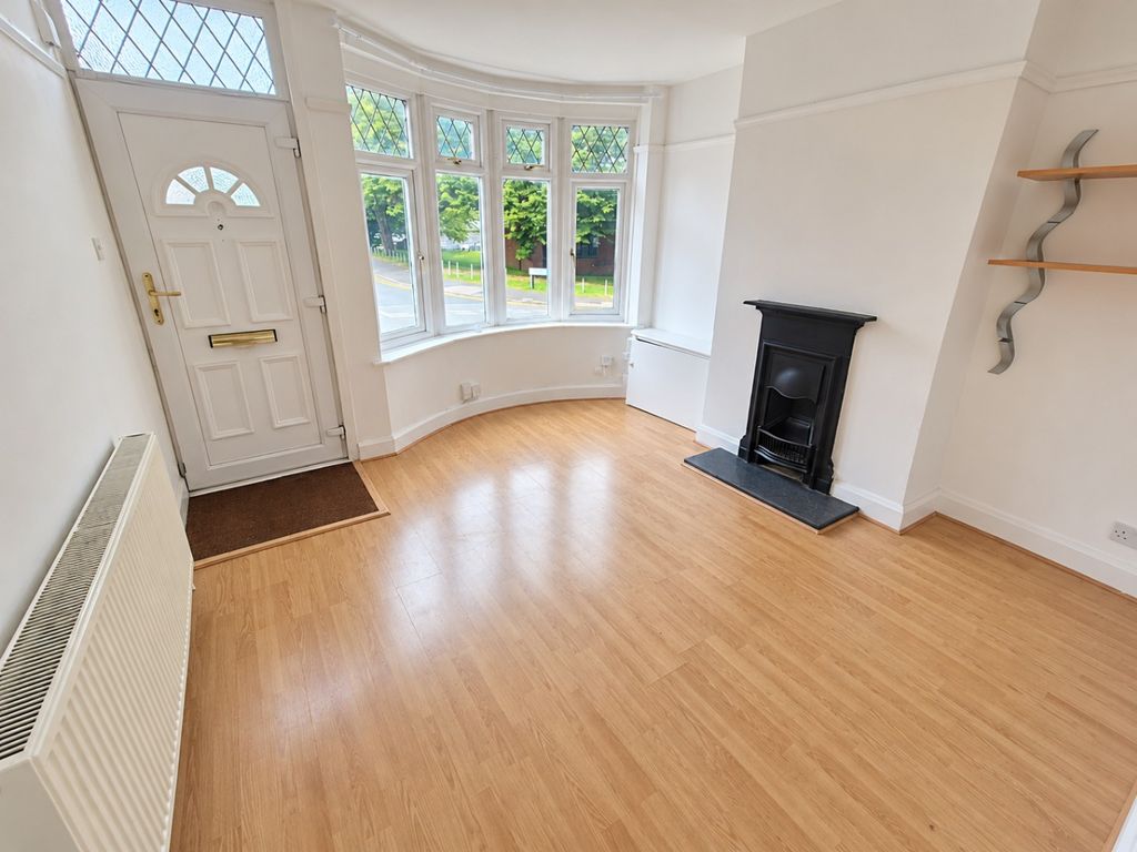 Property photo 2 of 8 5568682