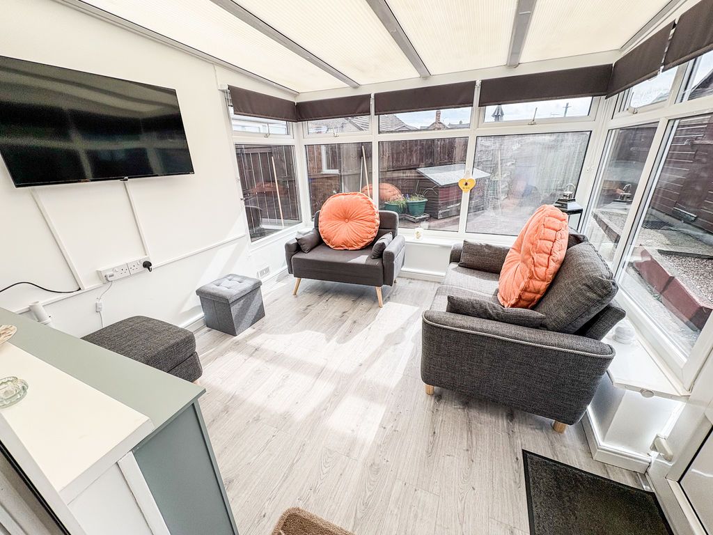 Property photo 3 of 11 Photo 10