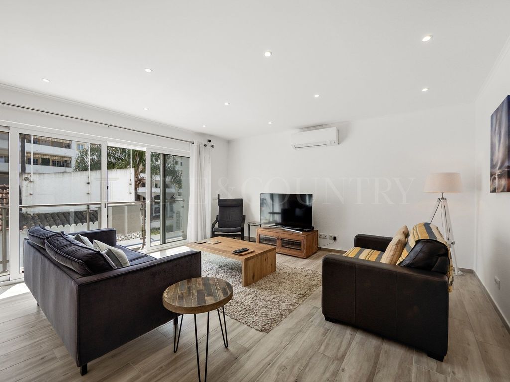 Property photo 2 of 30