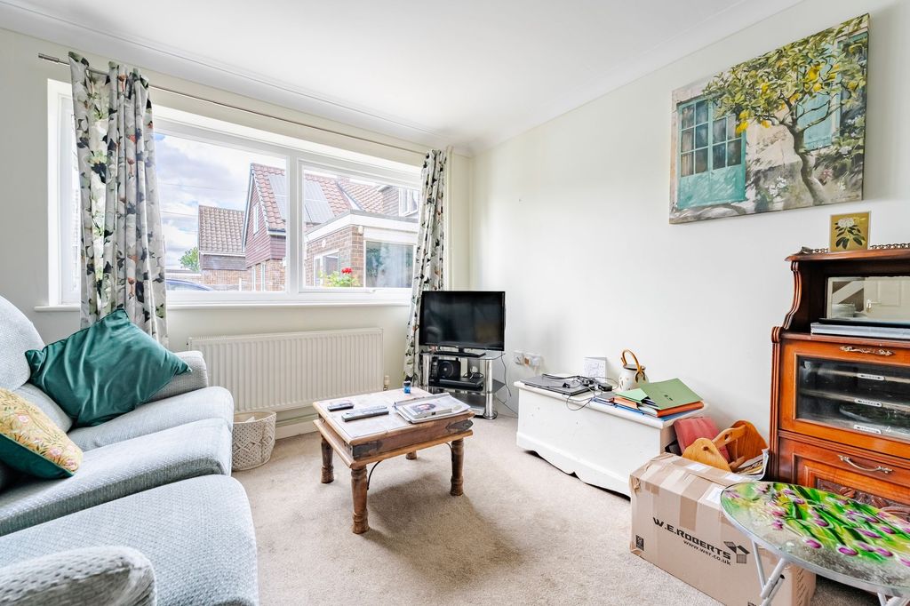Property photo 2 of 10
