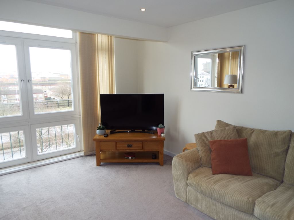 Property photo 3 of 12