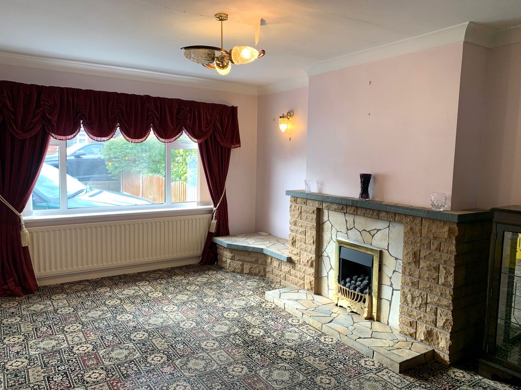 Property photo 2 of 9 R2