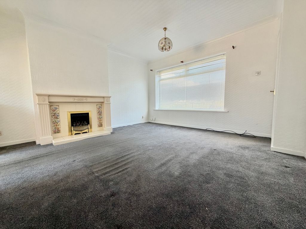 Property photo 2 of 16 Living Room