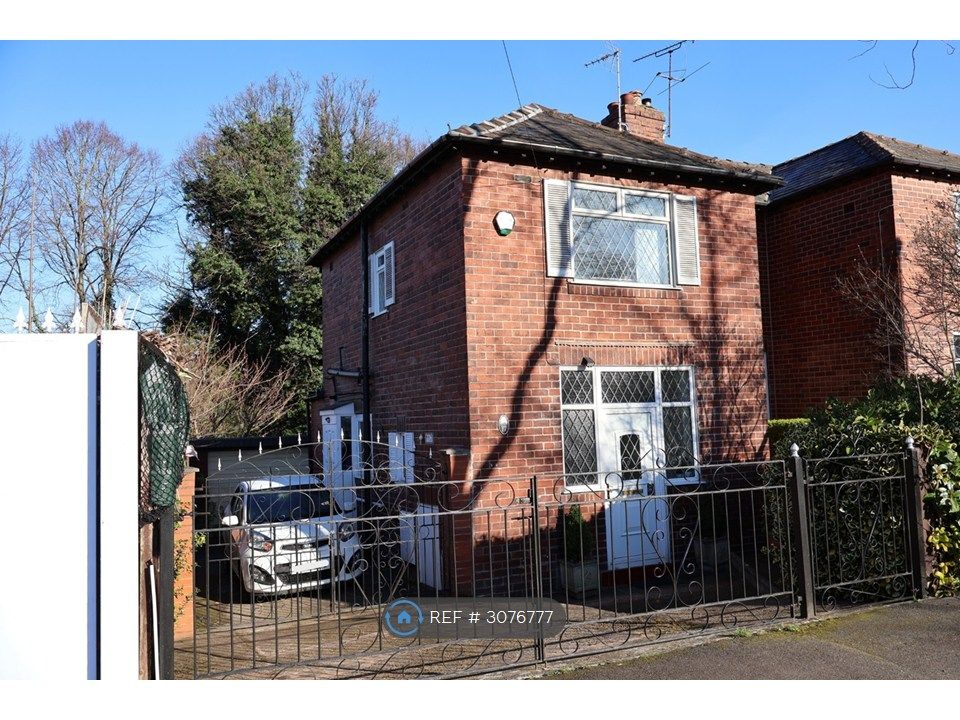 Property photo 2 of 35