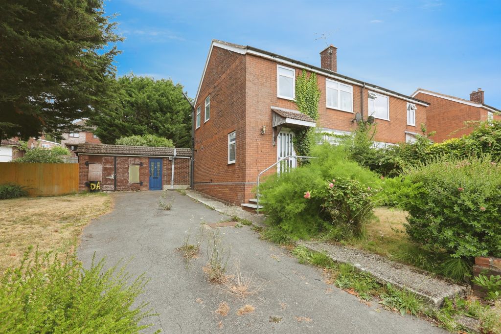 Property photo 1 of 17