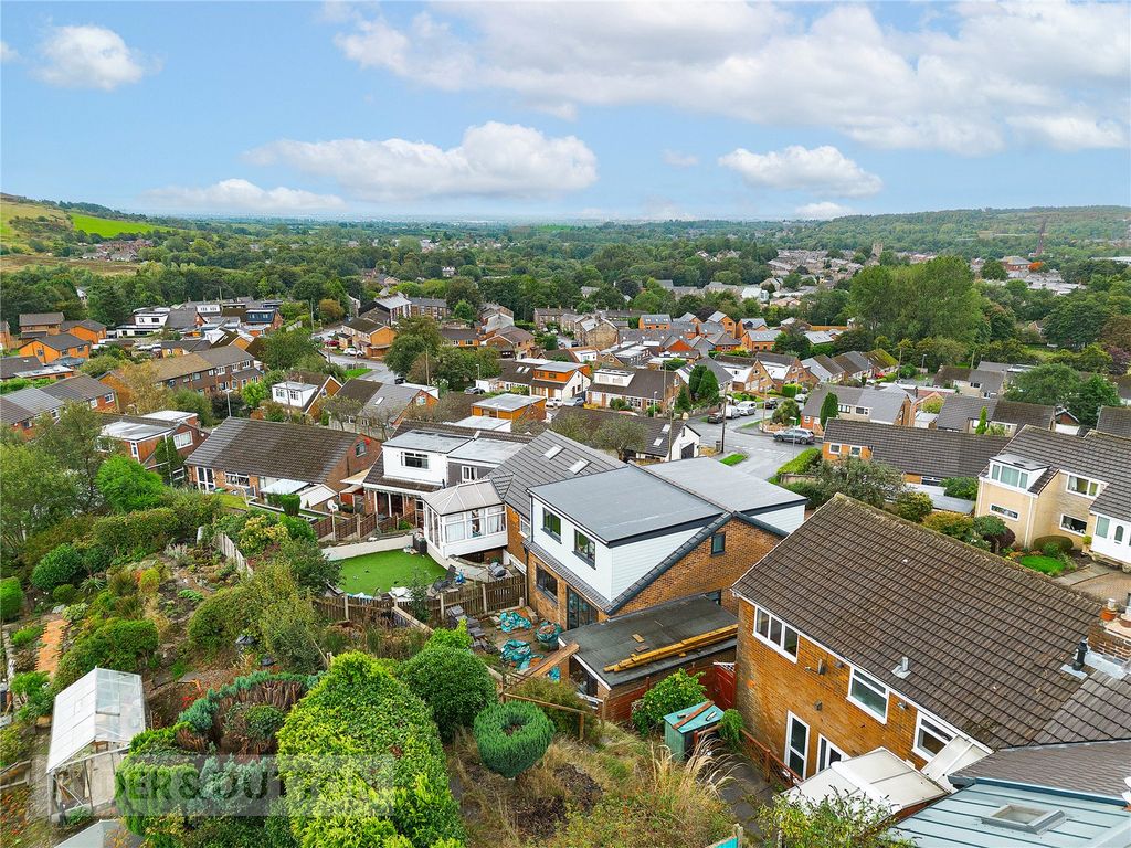 Property photo 2 of 21 Den Hill Drive