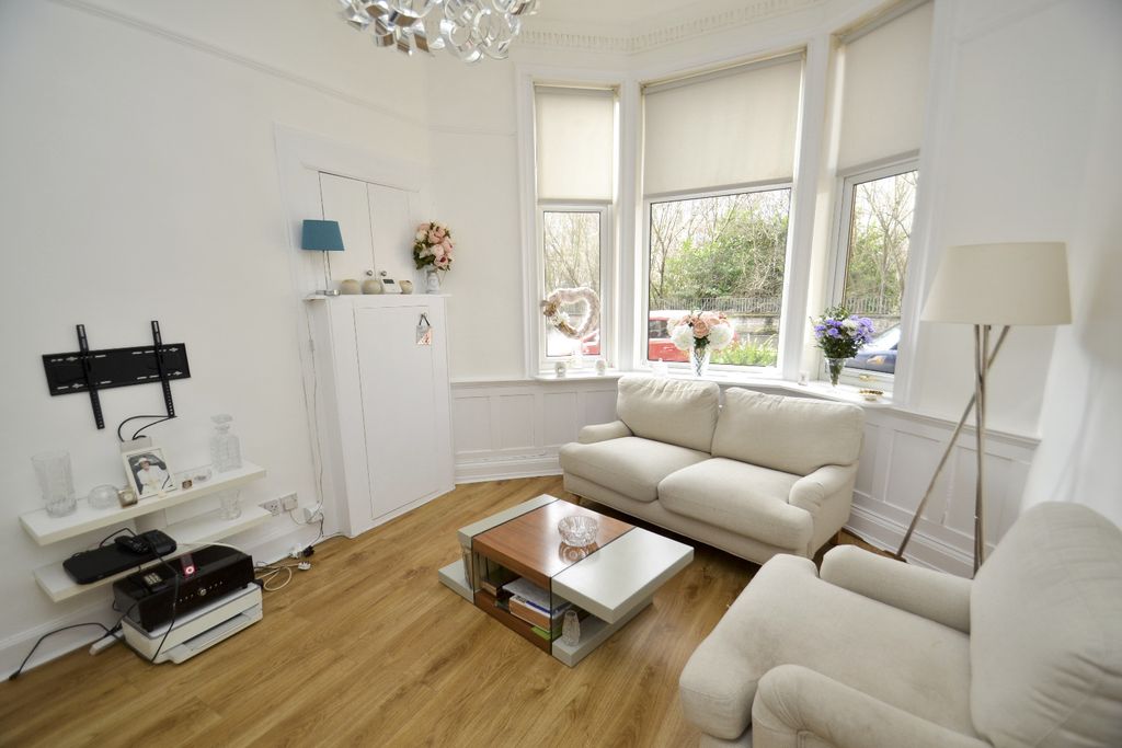 Property photo 2 of 16 4897752