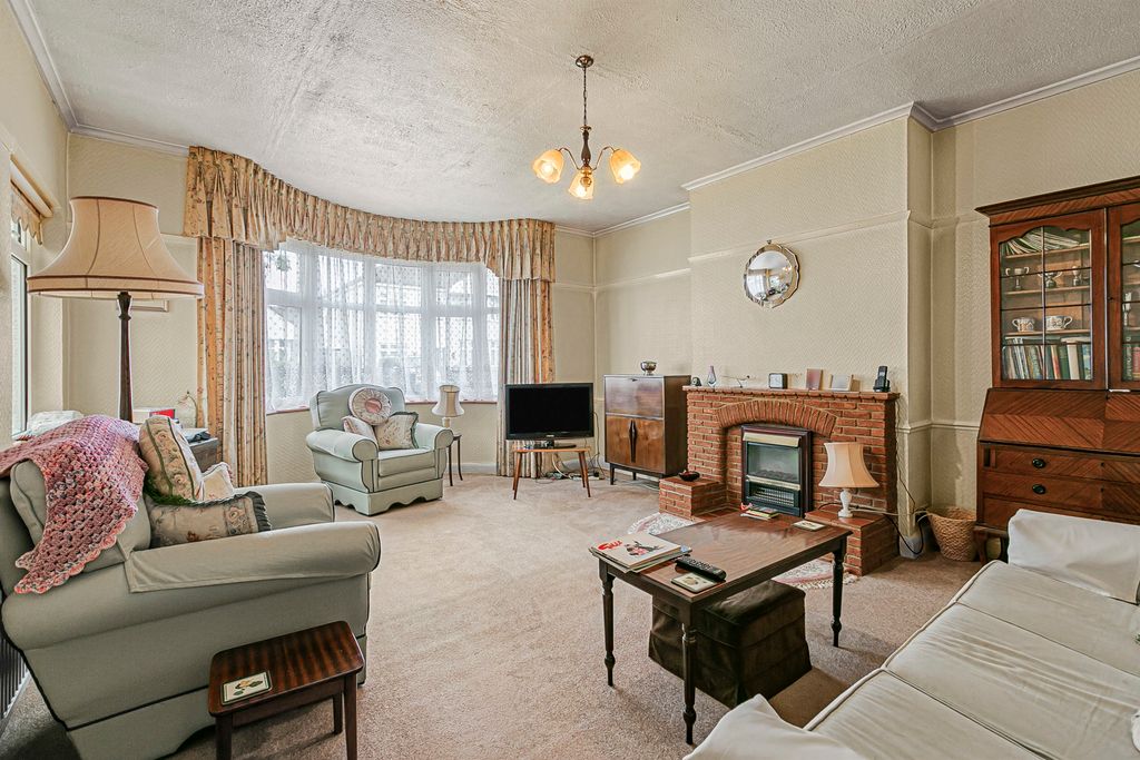 Property photo 2 of 23 Reception Room