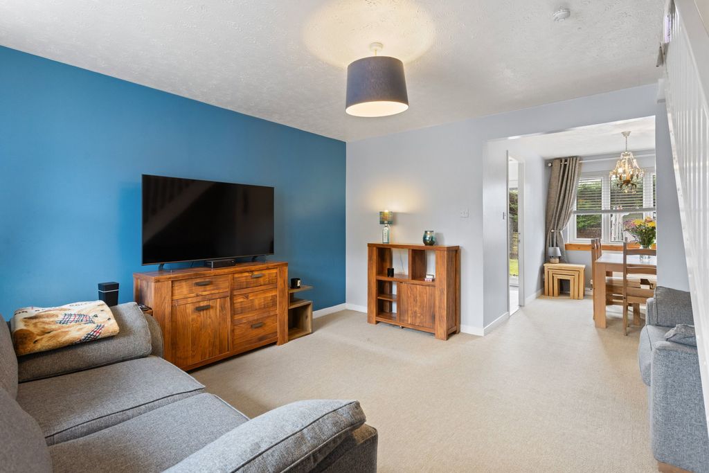 Property photo 3 of 24