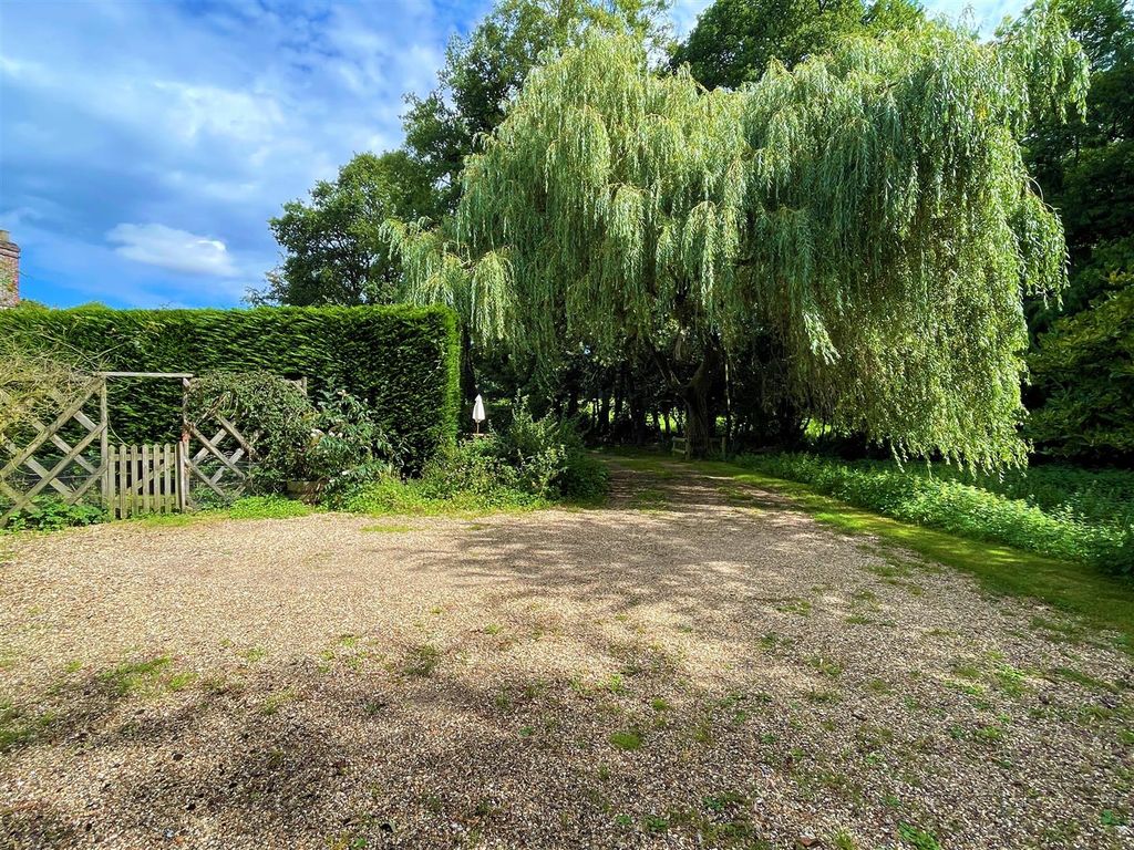 Property photo 3 of 14 2.Jpg