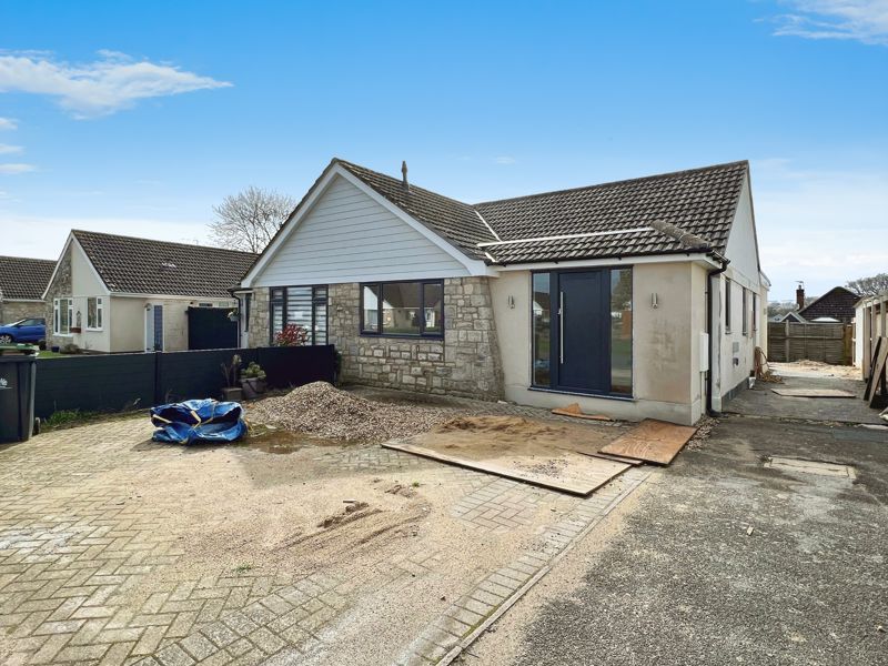 Property photo 2 of 9 Photo 3