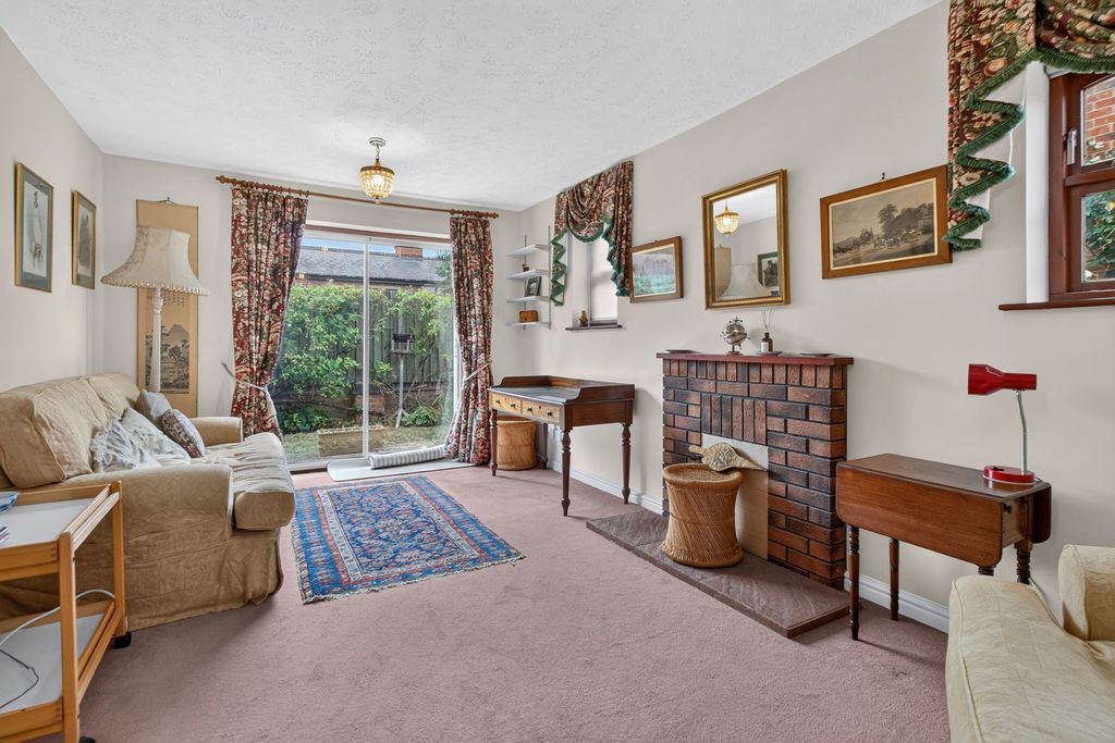 Property photo 3 of 18