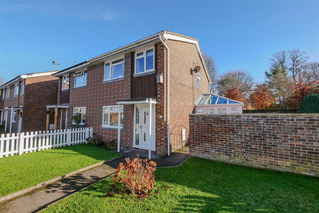 Property photo 1 of 20 Approach