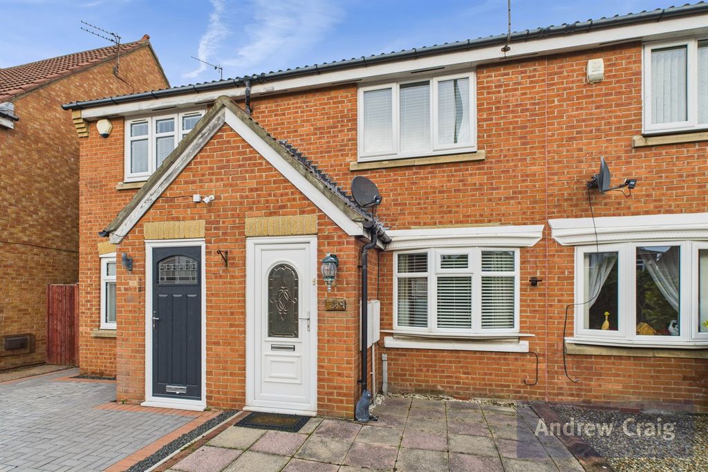 Property photo 1 of 15 (Main)