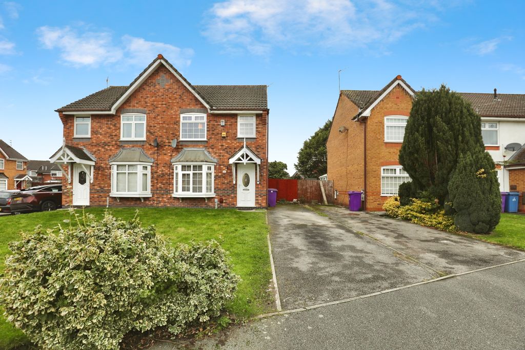 Property photo 1 of 15 Front