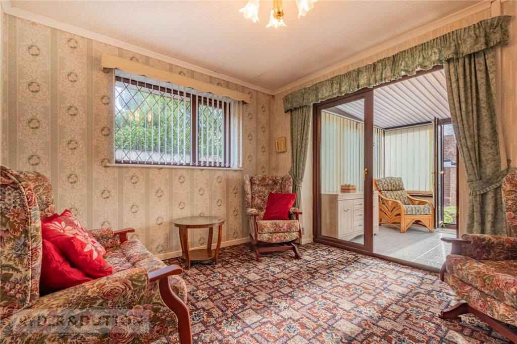 Property photo 3 of 22 Bedroom 2