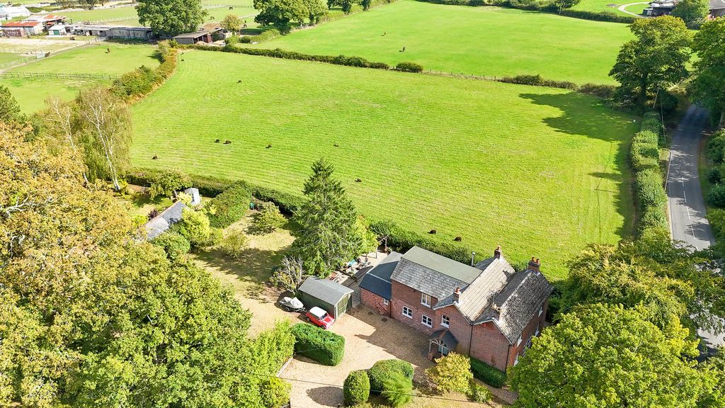 Property photo 3 of 23