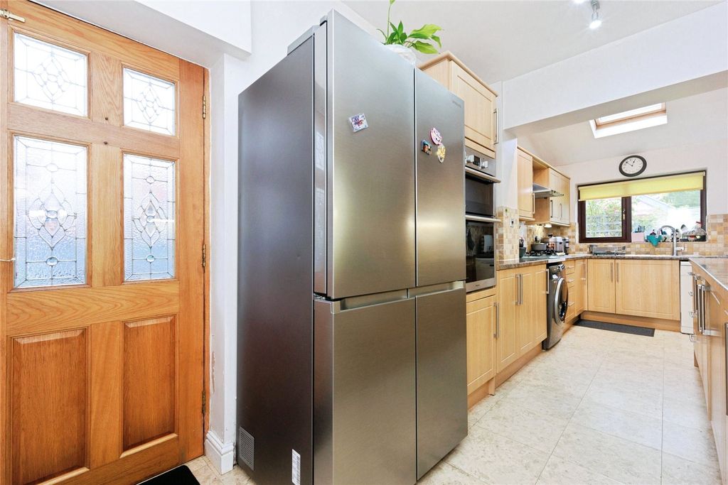 Property photo 3 of 31 Picture No. 38